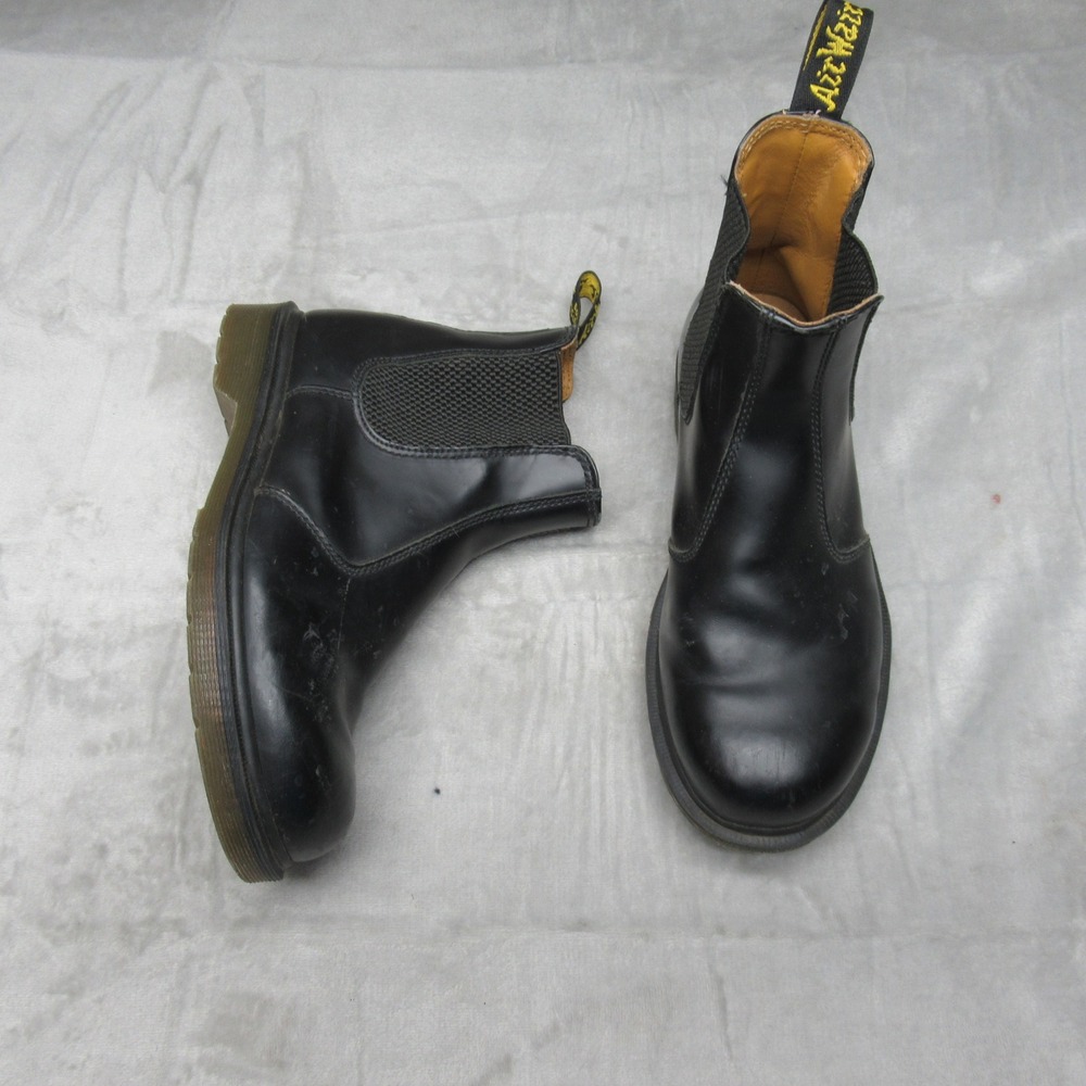 Dr. Martens 2976 Unisex Boots 6M 7W Black Leather Chelsea Cushioned Pull-On